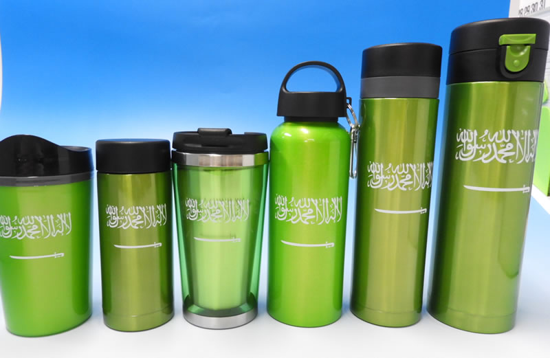 同じロゴで印刷した水筒やボトルやタンブラー例